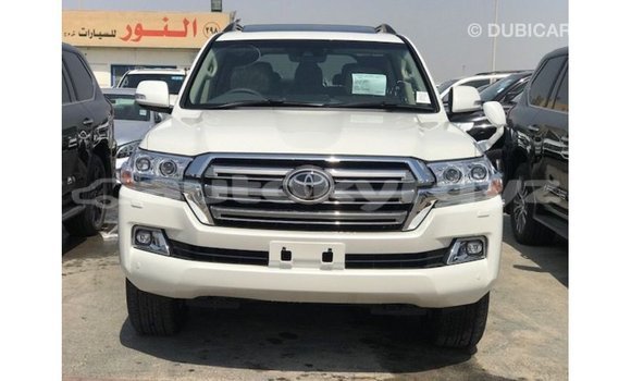 Buy Import Toyota Land Cruiser White Car in Import - Dubai in Batken Buy Import Toyota Land Cruiser White Car in Import - Dubai in Batken