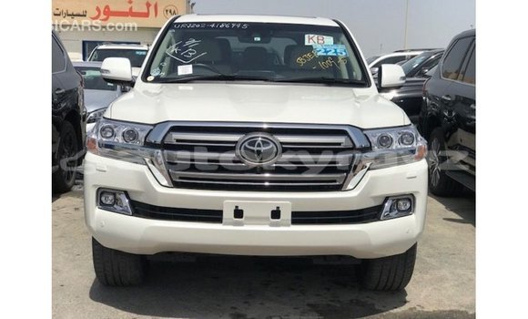 Buy Import Toyota Land Cruiser White Car in Import - Dubai in Batken Buy Import Toyota Land Cruiser White Car in Import - Dubai in Batken