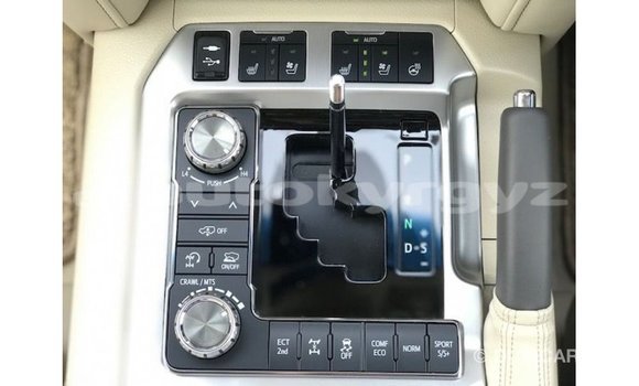 Buy Import Toyota Land Cruiser White Car in Import - Dubai in Batken Buy Import Toyota Land Cruiser White Car in Import - Dubai in Batken