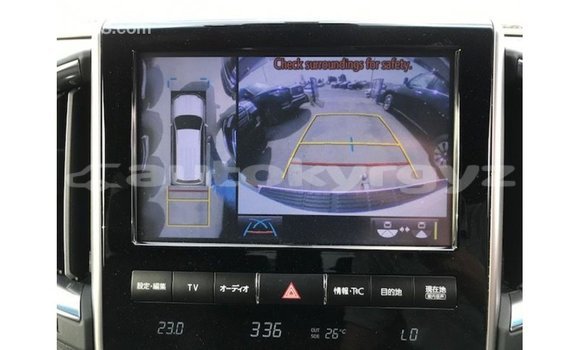 Buy Import Toyota Land Cruiser White Car in Import - Dubai in Batken Buy Import Toyota Land Cruiser White Car in Import - Dubai in Batken