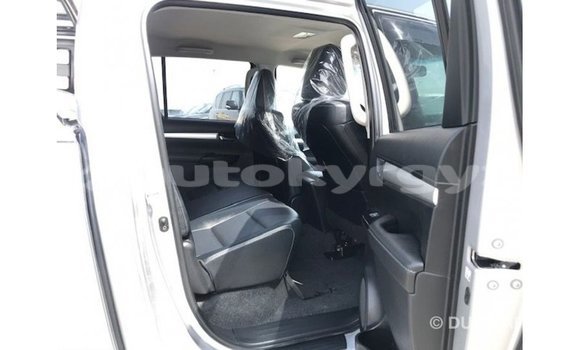 Buy Import Toyota Hilux Other Car in Import - Dubai in Batken Buy Import Toyota Hilux Other Car in Import - Dubai in Batken