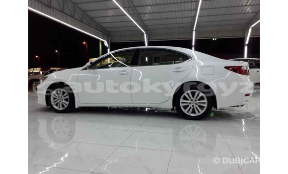 Buy Import Lexus ES White Car in Import - Dubai in Batken Buy Import Lexus ES White Car in Import - Dubai in Batken