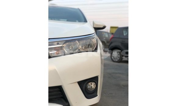 Buy Import Toyota Corolla White Car in Import - Dubai in Batken Buy Import Toyota Corolla White Car in Import - Dubai in Batken