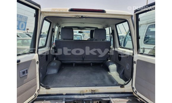 Buy Import Toyota Land Cruiser White Car in Import - Dubai in Batken Buy Import Toyota Land Cruiser White Car in Import - Dubai in Batken