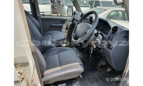 Buy Import Toyota Land Cruiser White Car in Import - Dubai in Batken Buy Import Toyota Land Cruiser White Car in Import - Dubai in Batken