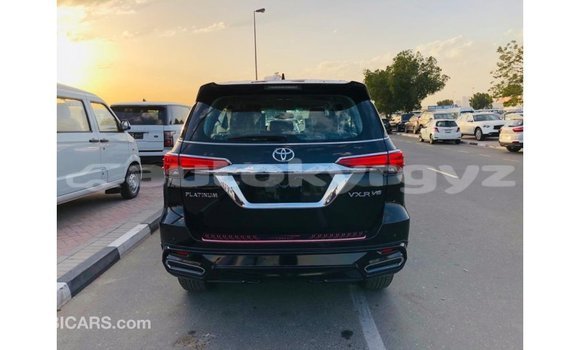 Buy Import Toyota Fortuner Black Car in Import - Dubai in Batken Buy Import Toyota Fortuner Black Car in Import - Dubai in Batken