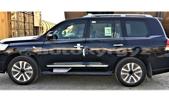 Buy Import Toyota Land Cruiser Black Car in Import - Dubai in Batken Buy Import Toyota Land Cruiser Black Car in Import - Dubai in Batken