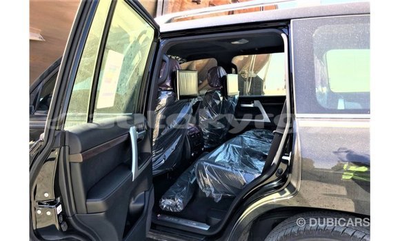 Buy Import Toyota Land Cruiser Black Car in Import - Dubai in Batken Buy Import Toyota Land Cruiser Black Car in Import - Dubai in Batken