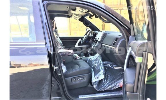 Buy Import Toyota Land Cruiser Black Car in Import - Dubai in Batken Buy Import Toyota Land Cruiser Black Car in Import - Dubai in Batken
