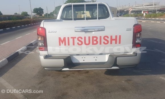 Buy Import Mitsubishi L200 White Car in Import - Dubai in Batken Buy Import Mitsubishi L200 White Car in Import - Dubai in Batken