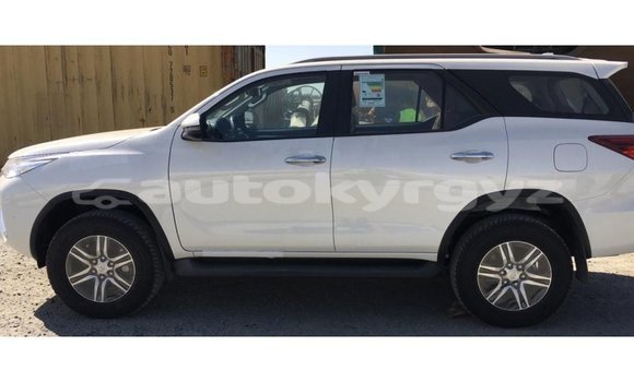 Buy Import Toyota Fortuner White Car in Import - Dubai in Batken Buy Import Toyota Fortuner White Car in Import - Dubai in Batken