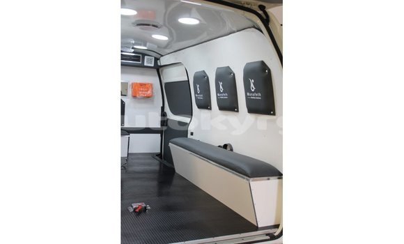 Buy Import Toyota Hiace White Car in Import - Dubai in Batken Buy Import Toyota Hiace White Car in Import - Dubai in Batken