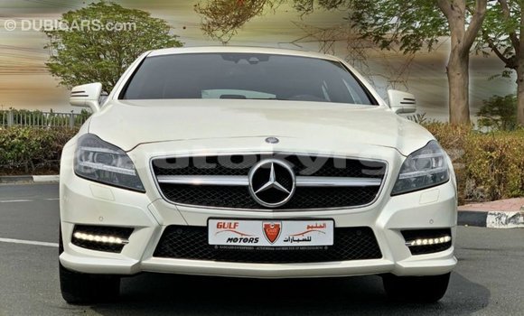Buy Import Mercedes-Benz 190 White Car in Import - Dubai in Batken Buy Import Mercedes-Benz 190 White Car in Import - Dubai in Batken