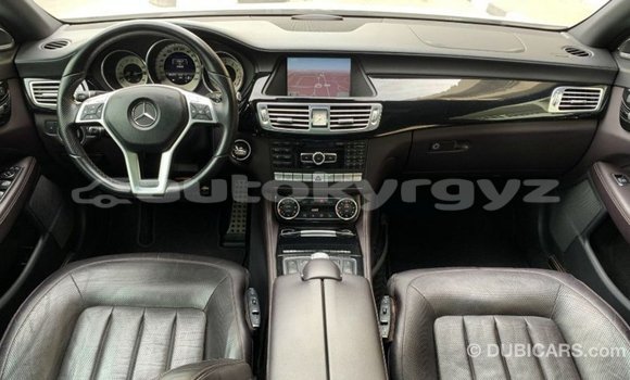 Buy Import Mercedes-Benz 190 White Car in Import - Dubai in Batken Buy Import Mercedes-Benz 190 White Car in Import - Dubai in Batken