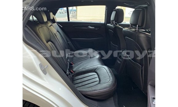 Buy Import Mercedes-Benz 190 White Car in Import - Dubai in Batken Buy Import Mercedes-Benz 190 White Car in Import - Dubai in Batken