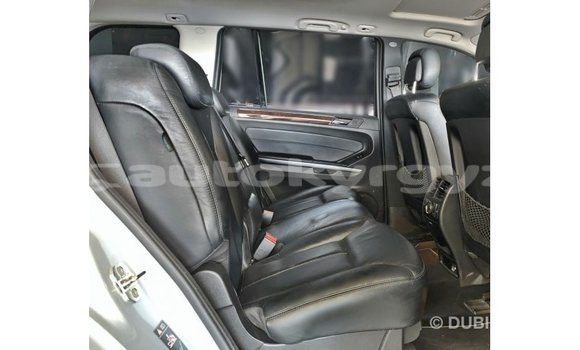 Buy Import Mercedes-Benz 190 Other Car in Import - Dubai in Batken Buy Import Mercedes-Benz 190 Other Car in Import - Dubai in Batken