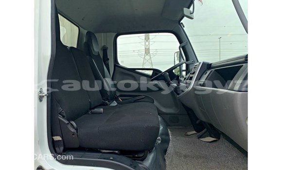Buy Import Mitsubishi Carisma White Car in Import - Dubai in Batken Buy Import Mitsubishi Carisma White Car in Import - Dubai in Batken