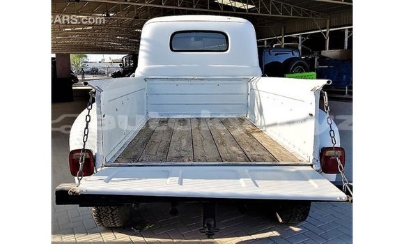 Buy Import Ford AEV AMBULANCE White Truck in Import - Dubai in Batken Buy Import Ford AEV AMBULANCE White Truck in Import - Dubai in Batken