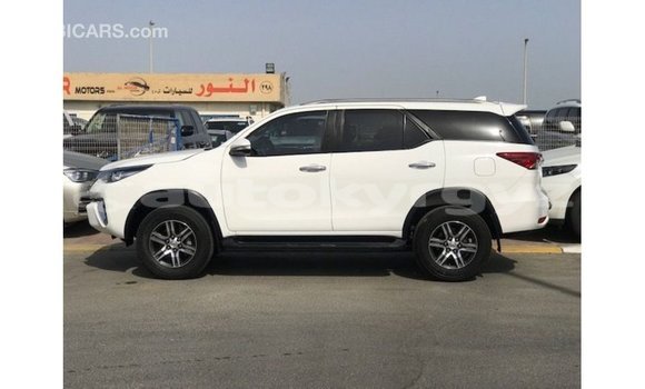 Buy Import Toyota Fortuner White Car in Import - Dubai in Batken Buy Import Toyota Fortuner White Car in Import - Dubai in Batken