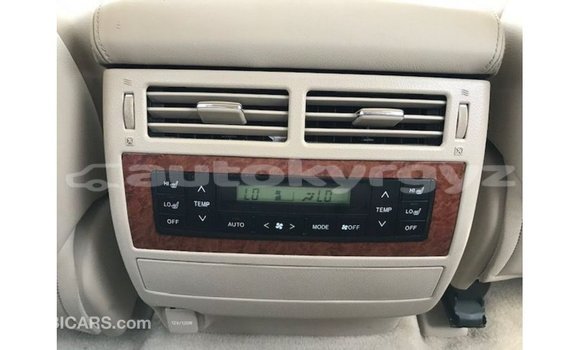 Buy Import Toyota Land Cruiser Red Car in Import - Dubai in Batken Buy Import Toyota Land Cruiser Red Car in Import - Dubai in Batken