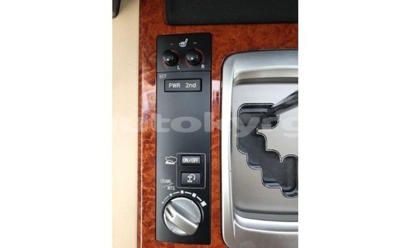 Buy Import Toyota Land Cruiser Red Car in Import - Dubai in Batken Buy Import Toyota Land Cruiser Red Car in Import - Dubai in Batken