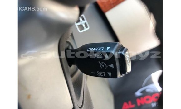 Buy Import Toyota Land Cruiser Red Car in Import - Dubai in Batken Buy Import Toyota Land Cruiser Red Car in Import - Dubai in Batken