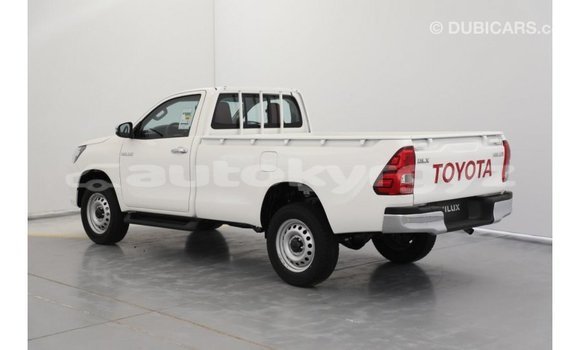 Buy Import Toyota Hilux White Car in Import - Dubai in Batken Buy Import Toyota Hilux White Car in Import - Dubai in Batken