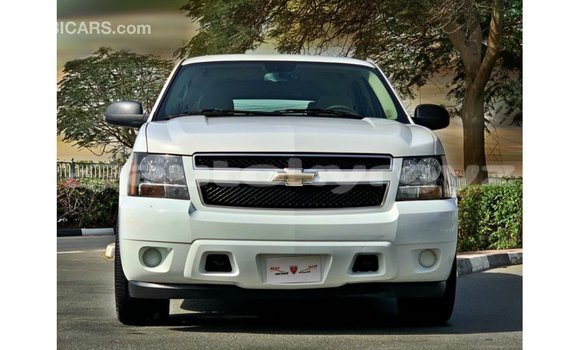 Buy Import Chevrolet Tahoe White Car in Import - Dubai in Batken Buy Import Chevrolet Tahoe White Car in Import - Dubai in Batken