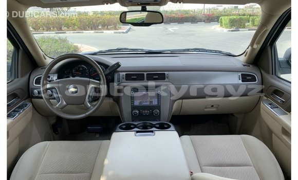 Buy Import Chevrolet Tahoe White Car in Import - Dubai in Batken Buy Import Chevrolet Tahoe White Car in Import - Dubai in Batken