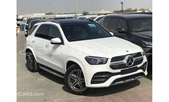 Buy Import Mercedes-Benz GLE White Car in Import - Dubai in Batken Buy Import Mercedes-Benz GLE White Car in Import - Dubai in Batken