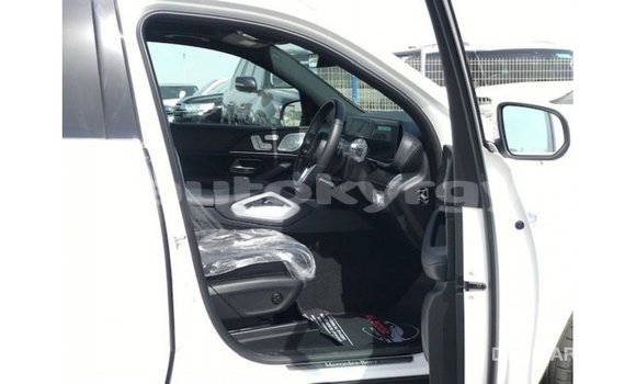 Buy Import Mercedes-Benz GLE White Car in Import - Dubai in Batken Buy Import Mercedes-Benz GLE White Car in Import - Dubai in Batken