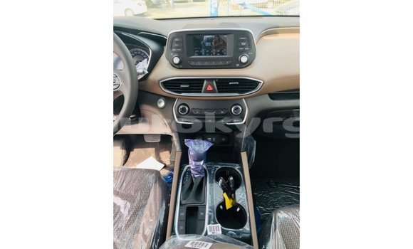Buy Import Hyundai Santa Fe Green Car in Import - Dubai in Batken Buy Import Hyundai Santa Fe Green Car in Import - Dubai in Batken