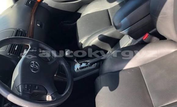 Buy Used Toyota Avensis Silver Car in Bishkek in Bishkek Buy Used Toyota Avensis Silver Car in Bishkek in Bishkek