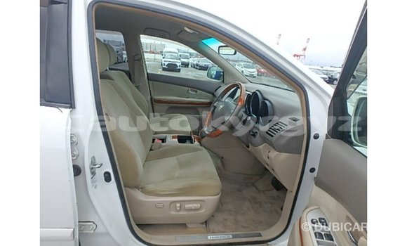 Buy Import Toyota Harrier White Car in Import - Dubai in Batken Buy Import Toyota Harrier White Car in Import - Dubai in Batken