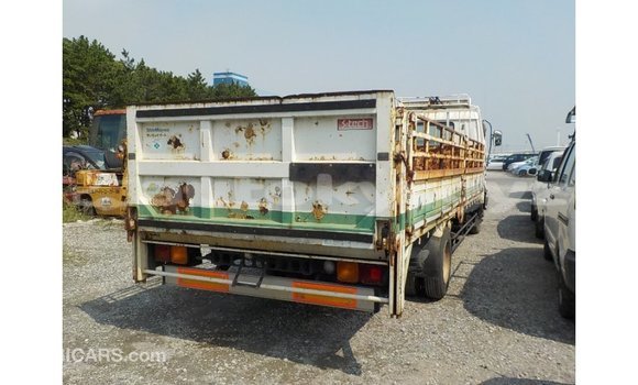 Buy Import Isuzu Rodeo White Car in Import - Dubai in Batken Buy Import Isuzu Rodeo White Car in Import - Dubai in Batken