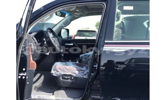 Buy Import Toyota Land Cruiser Black Car in Import - Dubai in Batken Buy Import Toyota Land Cruiser Black Car in Import - Dubai in Batken
