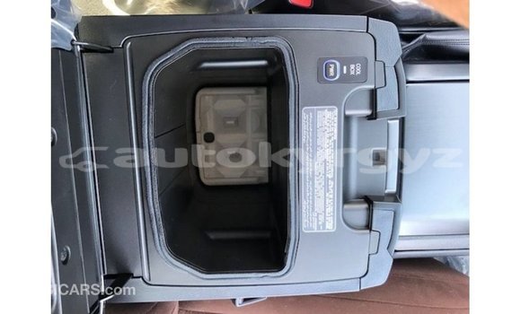 Buy Import Toyota Land Cruiser Black Car in Import - Dubai in Batken Buy Import Toyota Land Cruiser Black Car in Import - Dubai in Batken