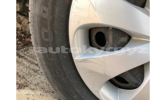 Buy Import Toyota Yaris White Car in Import - Dubai in Batken Buy Import Toyota Yaris White Car in Import - Dubai in Batken