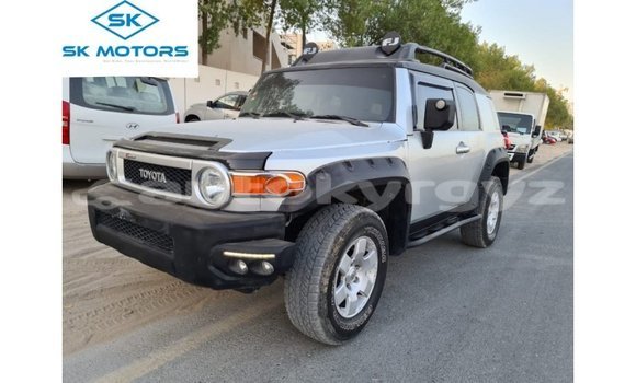 Buy Import Toyota FJ Cruiser Other Car in Import - Dubai in Batken Buy Import Toyota FJ Cruiser Other Car in Import - Dubai in Batken