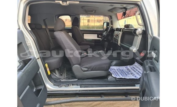 Buy Import Toyota FJ Cruiser Other Car in Import - Dubai in Batken Buy Import Toyota FJ Cruiser Other Car in Import - Dubai in Batken
