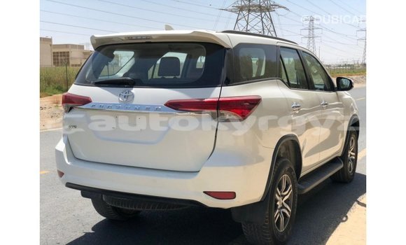 Buy Import Toyota Fortuner White Car in Import - Dubai in Batken Buy Import Toyota Fortuner White Car in Import - Dubai in Batken