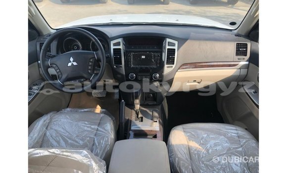 Buy Import Mitsubishi Pajero Black Car in Import - Dubai in Batken Buy Import Mitsubishi Pajero Black Car in Import - Dubai in Batken