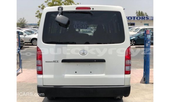 Buy Import Toyota Hiace White Car in Import - Dubai in Batken Buy Import Toyota Hiace White Car in Import - Dubai in Batken