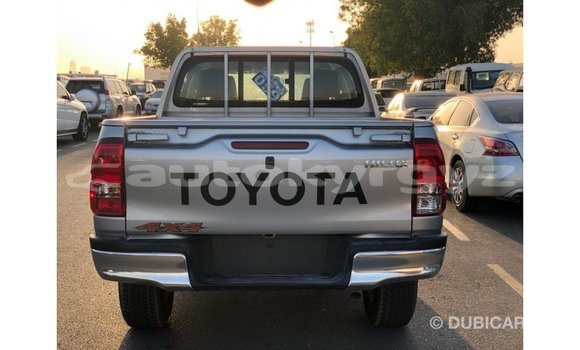 Buy Import Toyota Hilux Other Car in Import - Dubai in Batken Buy Import Toyota Hilux Other Car in Import - Dubai in Batken