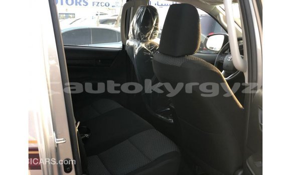 Buy Import Toyota Hilux Other Car in Import - Dubai in Batken Buy Import Toyota Hilux Other Car in Import - Dubai in Batken