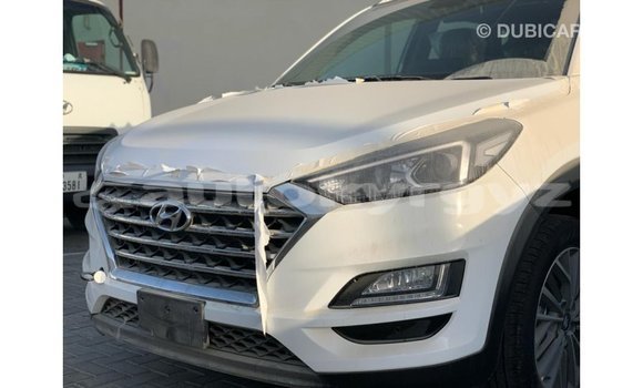 Buy Import Hyundai Tucson White Car in Import - Dubai in Batken Buy Import Hyundai Tucson White Car in Import - Dubai in Batken