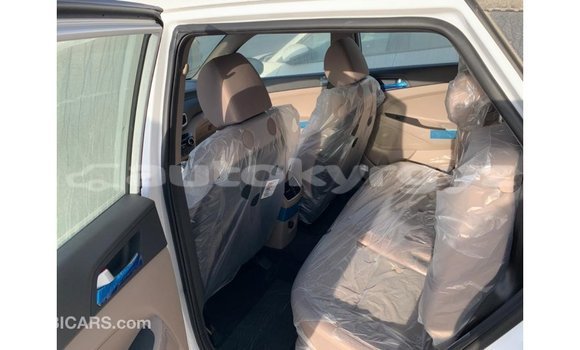 Buy Import Hyundai Tucson White Car in Import - Dubai in Batken Buy Import Hyundai Tucson White Car in Import - Dubai in Batken