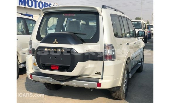 Buy Import Mitsubishi Pajero Black Car in Import - Dubai in Batken Buy Import Mitsubishi Pajero Black Car in Import - Dubai in Batken