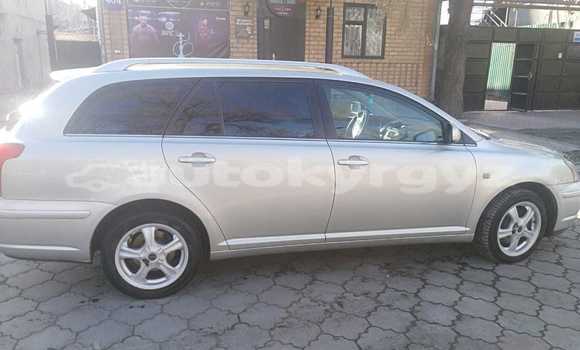 Buy Used Toyota Avensis Silver Car in Bishkek in Bishkek