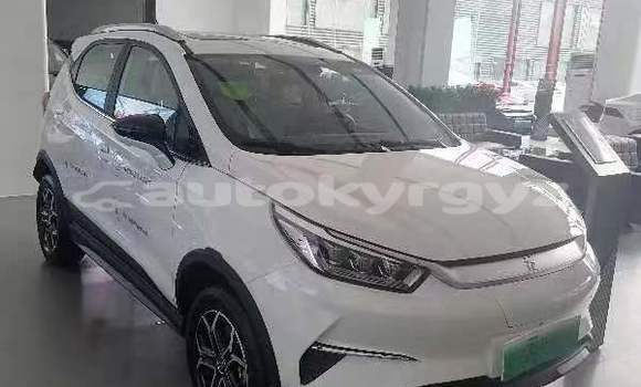 Buy New BYD S6 White Car in Osh in Osh Buy New BYD S6 White Car in Osh in Osh